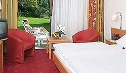 Landhotel Gabriele Унтервёссен Отель