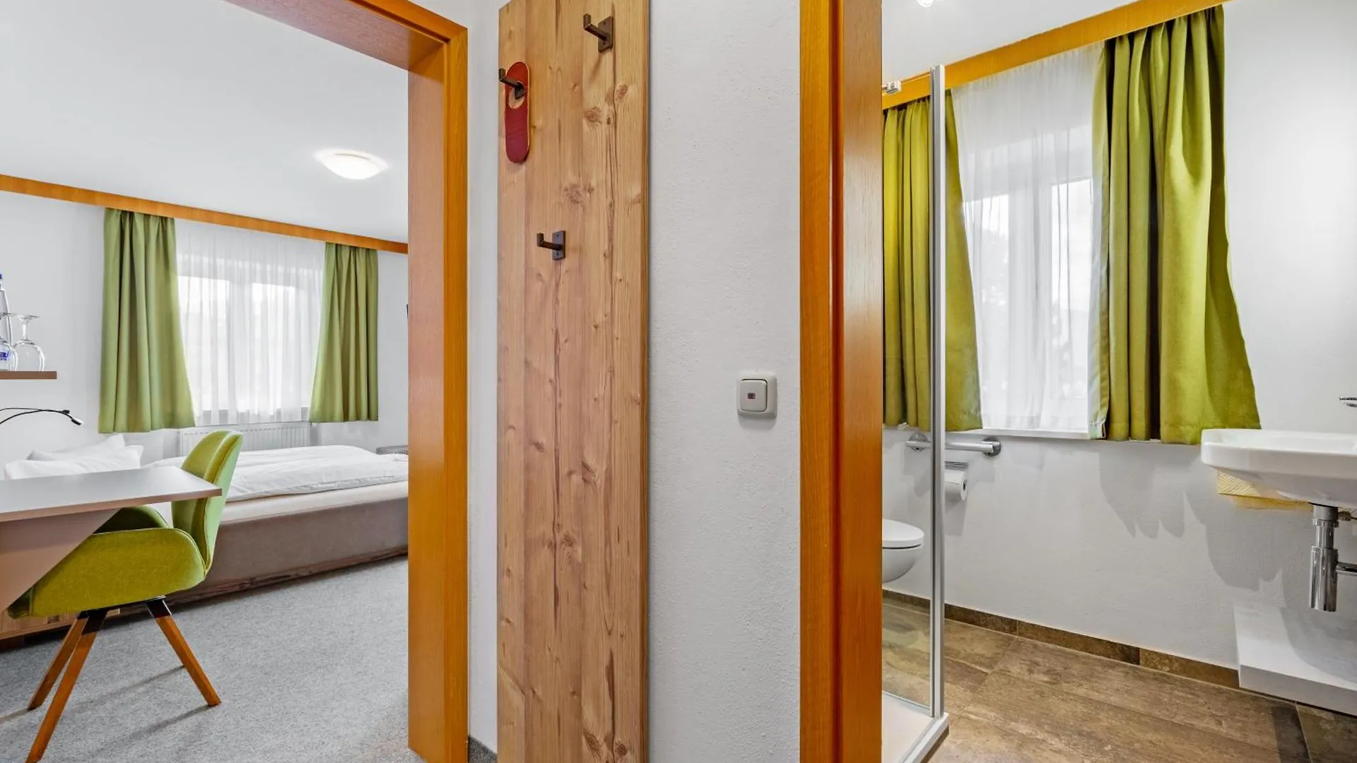 Landhotel Gabriele Унтервёссен 3*,  Германия